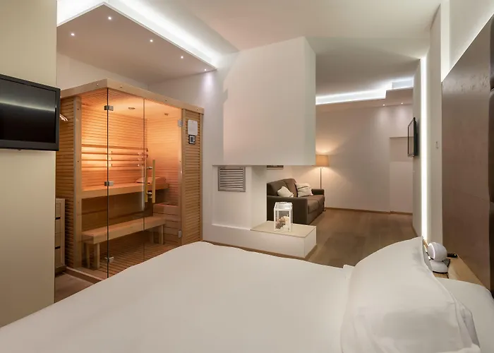 Polo Hotel 4*