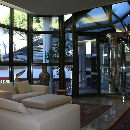 Hotell Polo 4*