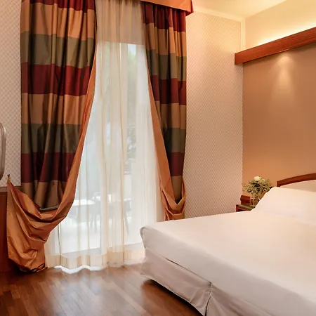 Polo Hotel 4*