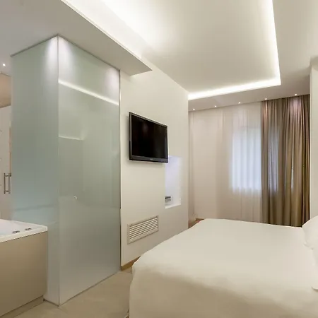 Отель Polo Римини