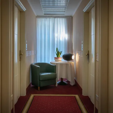 Polo Hotel