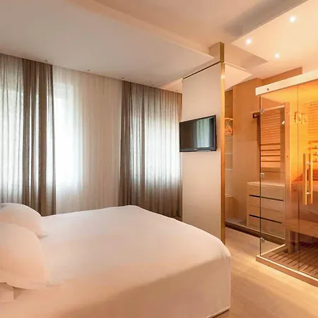 Polo Hotel 4*